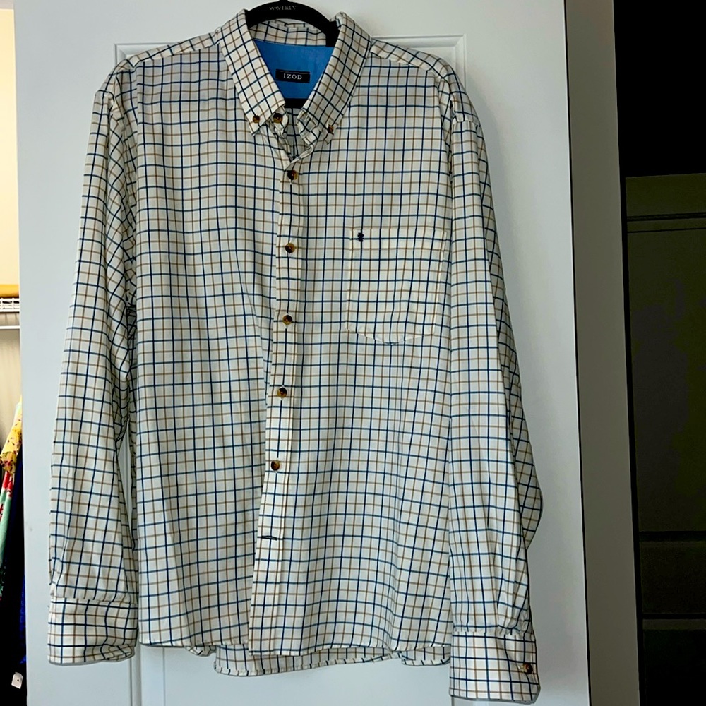 Mens Izod button down collared shirt